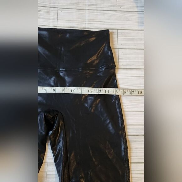 Jane and Bleecker Faux Leather Leggings Size XLarge - Picture 5 of 12